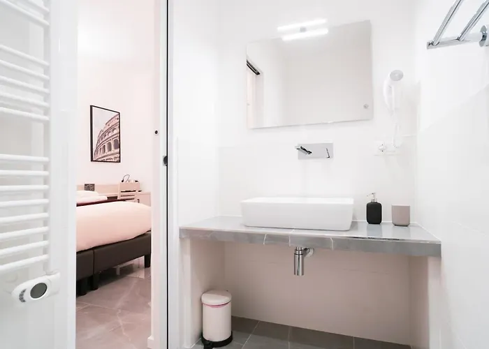 Lux Pretoria Guest house Rome